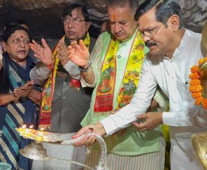 PM मोदी के 4399 दिन पूरे होने पर उत्तराखंड के मठ-मंदिरों और गुरुद्वारों में विशेष प्रार्थना, दीर्घायु की कामना