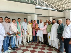 भाजपा प्रदेश अध्यक्ष से मिला प्रजापति समाज का प्रतिनिधिमंडल