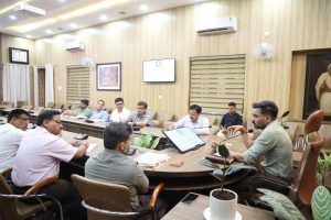 रिस्पना नदी के पुनर्जीवन को मिली नई रफ्तार, डीएम ने गठित की टास्कफोर्स; 15 किमी क्षेत्र का होगा ड्रोन सर्वे