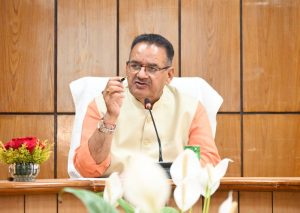 कैबिनेट मंत्री गणेश जोशी को कोर्ट का नोटिस, 3 सितंबर को न्यायालय में पेश होने के निर्देश